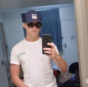 Meet your Posher, Josh